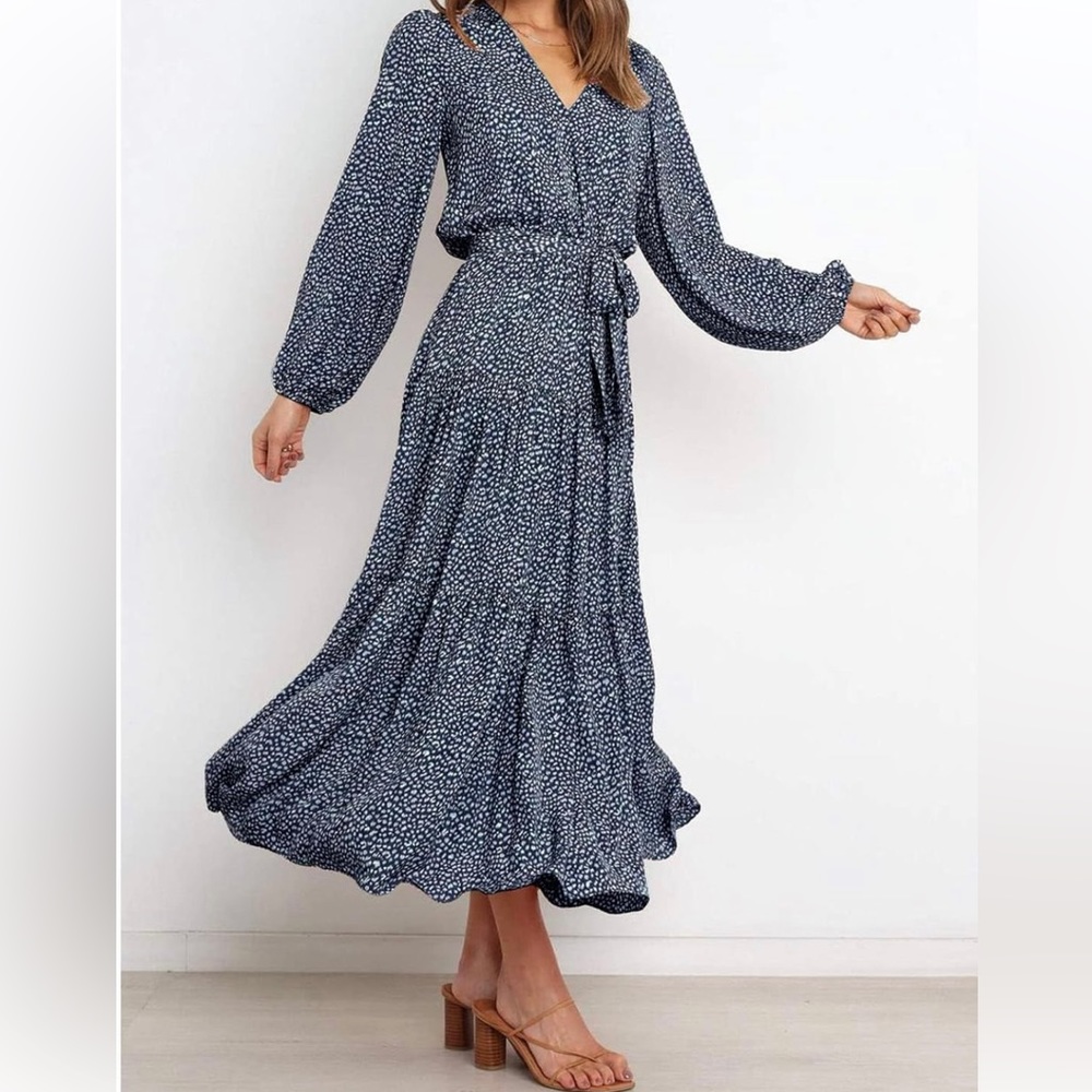 Gorgeous lengthy blue flora fall dress - Picture 2 of 5